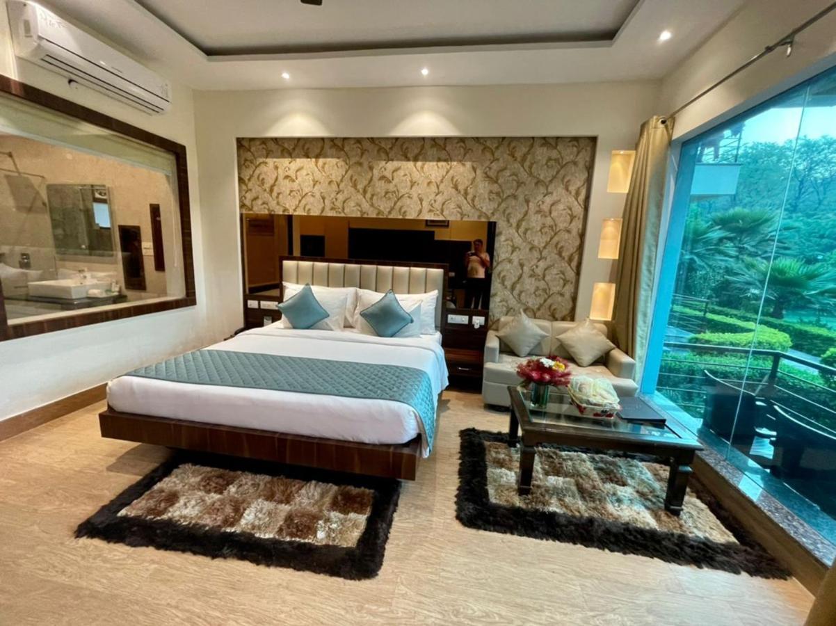 Winsome Resort & Spa Corbett Rāmnagar Exterior foto